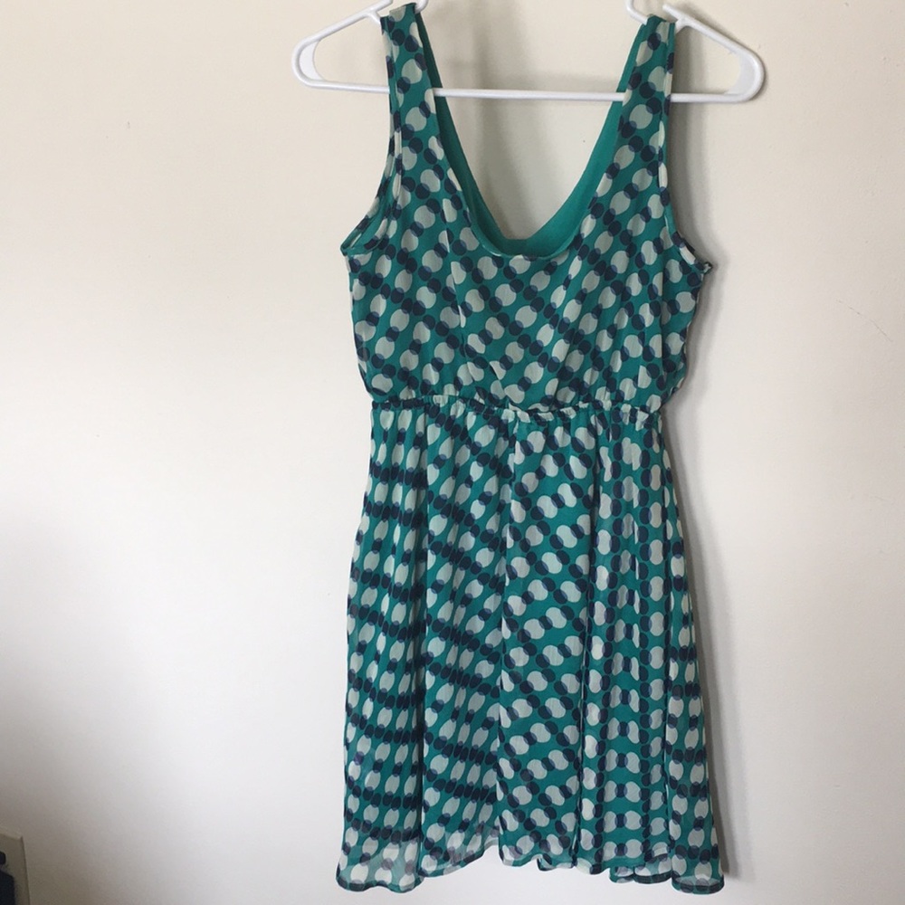 Dress - Picture 2 of 4